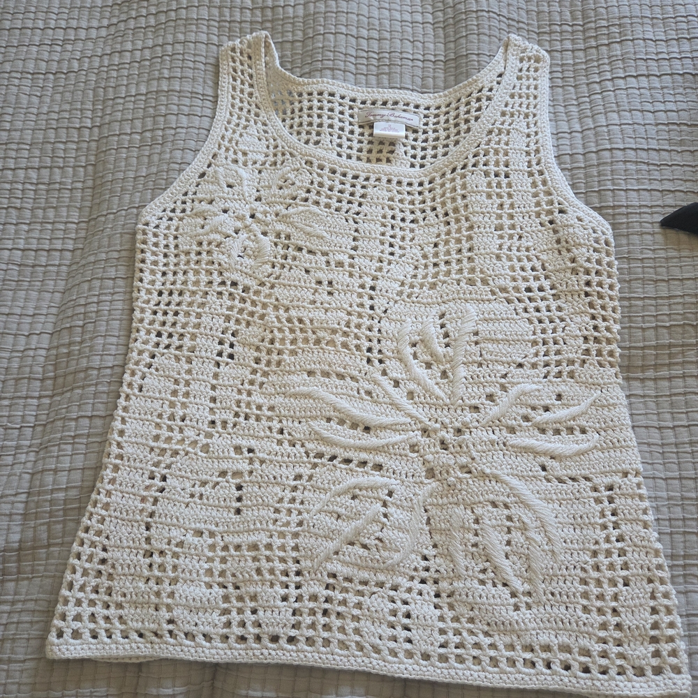 Tommy Bahama Cream Embellished Cropped Tank Top